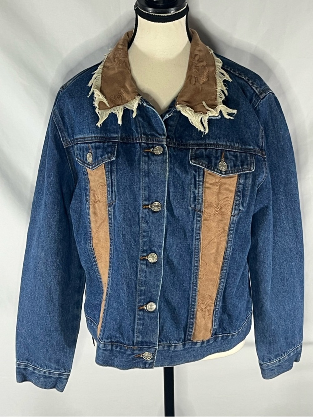 Lighthouse Apparel Fringed Embroidered Floral Suede Panels Vintage Denim Jacket
